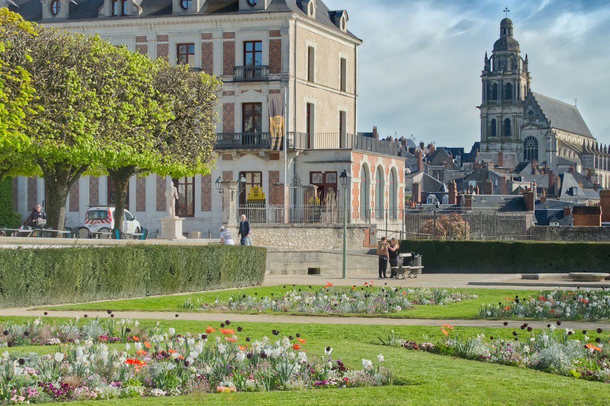 Château et jardin à la française