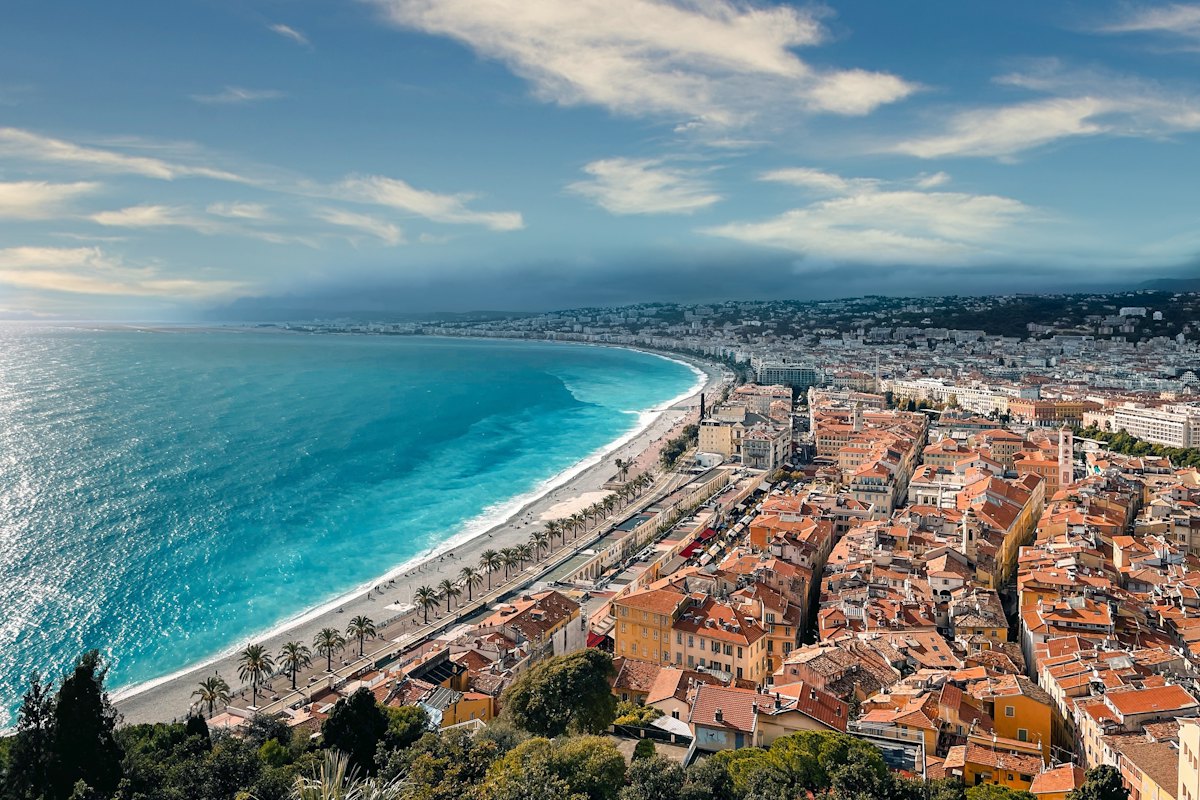 Vue aérienne de Nice au bord de la mer Vue aérienne de Nice au bord de la mer